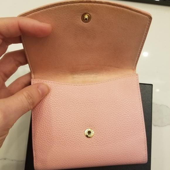 🔥SOLD Auth CHANEL Baby Pink Caviar wallet - Picture 6 of 12